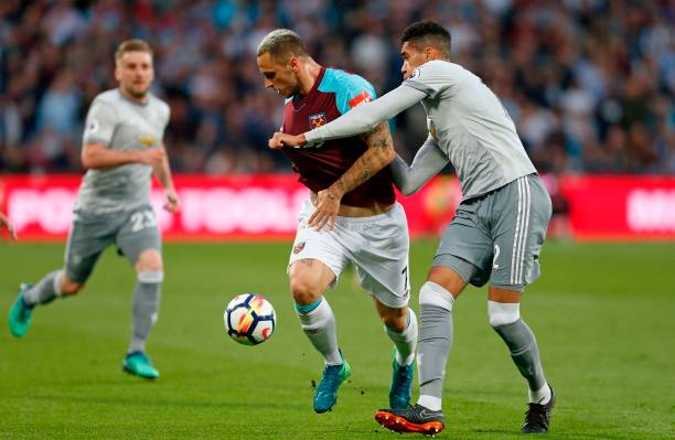 伐轻盈地完 伐轻盈地完